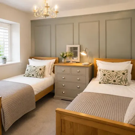 Tatil Evi River Song, Aysgarth Falls Leyburn