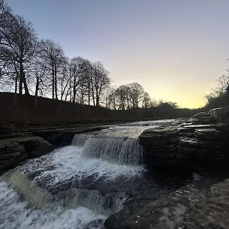 River Song, Aysgarth Falls * Leyburn